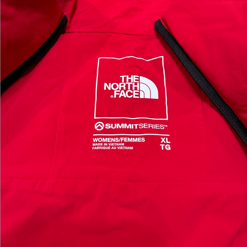Women’s The North Face TNF Red Hybrid Jacket Size Extra Large NWT - Picture 13 of 15